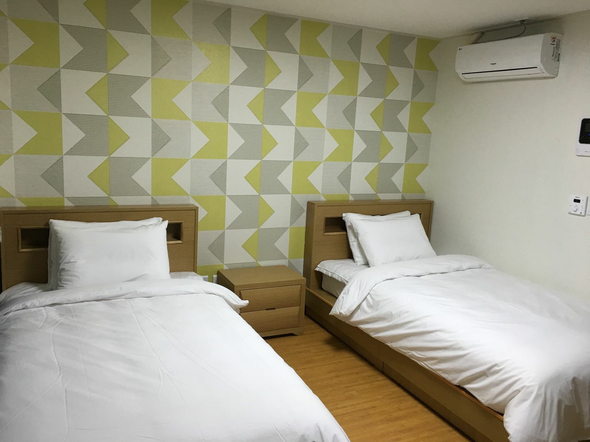 Seoul Crown 88 Guest House Екстериор снимка